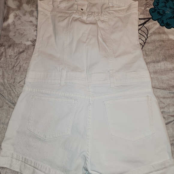 Romper - Picture 2 of 3